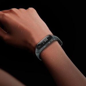 Tryckt rem för Mi Band 4 Silikonersättningsarmband för Xiaomi Miband 3 4 Universal Wrist Strap Colorful Flowers Accessory