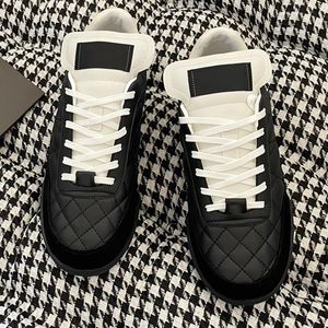 Spring New Famous Designer Women Rib Sports Shoes Luxury Imported Sheepskin Inner Lining Sheepskin Casual Shoes Classic TPU Rubber Sole Flat Heel Brand