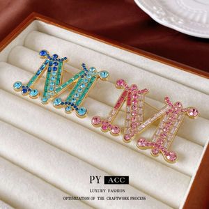 Diamond Studded Letter Brooch, Niche Design Sense, Suit Clip, Exaggerated Trend, Fashion Accessories for Women