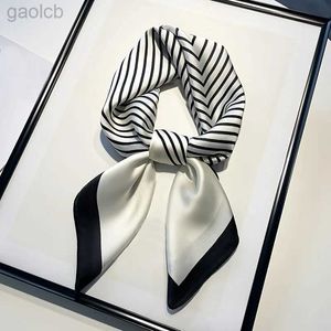 Halsdukar Square Imitation Silk Scarf Black and White Rands Head Wrap For Women Multifunktion Silk Feeling Neckerchief 240410