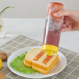 300 ml 4-håls sås flaskor Safe Harts For Ketchup Mayonnaise Plast Seasing Bottle Oiler Crut med lock Squeeze Sauce Bottle