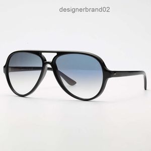 Óculos de sol da moda feminina Homem que dirige óculos de sol mass de óculos de sol Lentes de proteção UV Design de gato com estojo de couro Rainless Ban Bands Japi