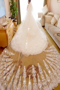 Bling Bling Long Applique Crystal Hochzeitsschleier Zwei Schichten Braut Schleier hoher Qualität billiger Hochzeitsschleier Brautzubehör mit COM5942112