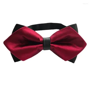 Bow -slipsar 11.5 5.5 cm mode trendig solid rutig polyester dubbel skiktad spetsig bowtie för man kvinnan affär bröllop fest slips