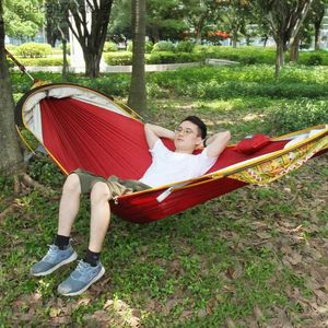 Hängmattor 1-2 person bärbar utomhuscamping hängmatta med myggnät med hög styrka paraply tyg hängmatta sömn swingq