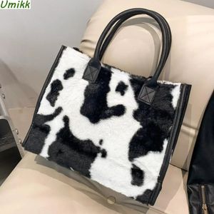 Kvinnor Plush Tote Bag Casual Furry Shoulder Flowercow Printed Satchel Hobo Fluffy Phone Pouch Winter Shopping 240410