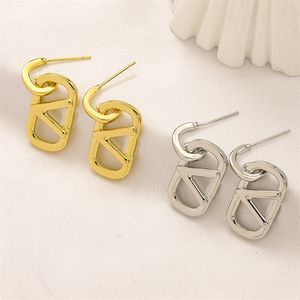 18K Gold Plated Charm Earrings for Women Luxury Stud Earrings with Simple Young Style Jewelry New 925 Silver Plated Wedding Birthday Gift Earrings