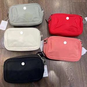 Unisex Crossbode Camera Bag Случайный маленький квадратный мешок ремень Нейлоновые пакеты ремешок для женщин мужчина по талии.