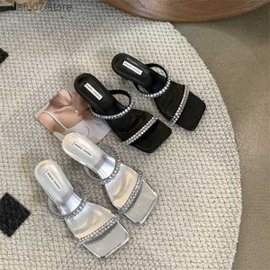 Pantofole sandali di strass a una linea con per usura esterna 2023 estate da donna frittura francese tacco slim moda trasparenti piccole scarpe con tacco alto H240410