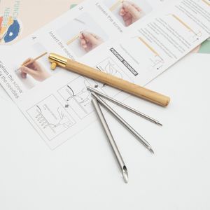 Holzgriff Punch Poke Nadel Threader Stricken Stickereien Leitfaden Nähen Webwerkzeuge Kit für Fadengarn DIY -Werkzeug