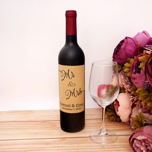 20pcs Carta de arte personalizada Rótulos de garrafas de vinho Diy Nome de casal e data personalizados para decoração de casamento