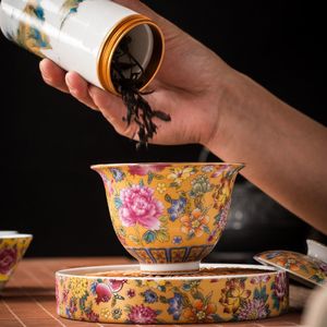 Jingdezhen exquisite Pastelltee Tureen handgefertigt Gaiwan Keramik Tee Schüssel Chinesische Tee -Set Accessoires Haushaltsgetränk 200ml