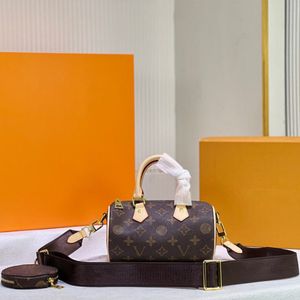 Designer kvinnor crossbody väska breda axelband handväska handväska crossbody läder koppling väskor plånbok designer väska luxurys handväskor små runda trumväska med plånböcker