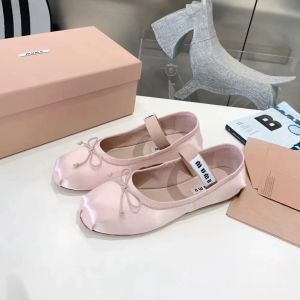 luxury Designer sandals Yoga dance Shoe silk Miui Bow loafer High quality womens mens flat Dress shoes sexy walk Summer fashion Low Casual ballet shoe outdoor With box