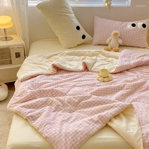 Одеяла корейский стиль в стиле клетчатая машинка для летнего охлаждения утешитель для домашнего общежития одно двойное стеганое одеяло тонкое одеяло