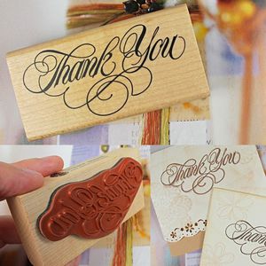 Dziękujemy Wood Stamps 1pc Scrapbooking DZIĘKUJEMU DREWNEGO CZYNKU RĘCZNIKA DODYNIENIE DODZIAŁA SIEBIE 8X4CM Dekorat domu