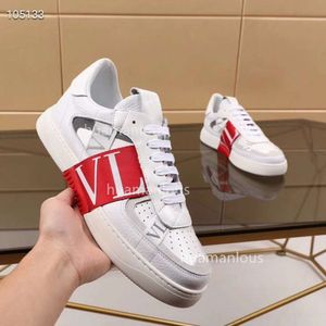 Sneaker Super Sneakers Wszechstronne buty wysokiej jakości trener mody Projektanta Modny Sport Skórzanie High Codeening Letters Bue Męskie Valenstino JJPR