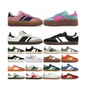 2024 Shoes Vegan OG Casual Shoes for Men Women Designer Trainers Cloud White Core Black Bonners Collegiate Green Gum Outdoor Flat Sports Sneakers aaa