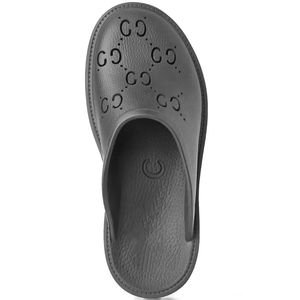 clássico meio chinelos de luxo mula feminina sapatos de borracha sandália adorável masculino interno hollow out designer plataforma de verão piscina de sapatos casual slide sandale senhora
