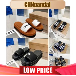 Skor Fashion Easy Matching Daily Outfit 2024 Luxury Designer Sandaler Women Vintage Classic Slipper Sandal Plaid Stripes Summer Ladies Outdoor