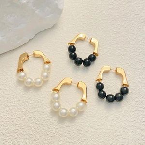 Hoop -Ohrringe Mode exquisite Geometrie Einfache Design Perlen -Stollen -Schmuck Verkauf Vintage