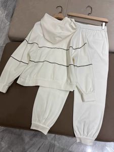 Женщины 2pcs Sets Spring Cooled Brunello Cotton Suits Abricot White