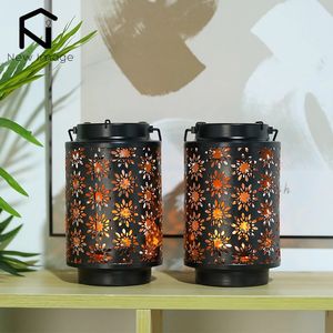 2 Pack Nordic Flower Hollow smides järnljushållare Creative Black Aromaterapy Candle Cup Home Decoration Ornament 240408