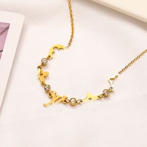 Luxury Letter Design Necklace Geometric 18k Gold Four Leaf Clover Charm Stainless Steel Anniversary Birthday Party Daily Wear