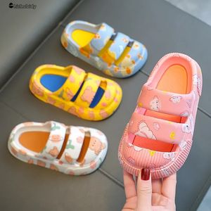 Summer Kids Sandals Garden Shoes Boys Girls Slides tofflor Outdoor Children Beach Swing Pool Dusch Sandaler Vattenskor 240407