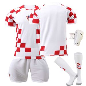 Jerseys de futebol 2223 Croatia Home Grid 10 Modric Football Jersey Set com meias originais