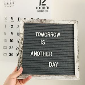 25x25CM Vintage Felt Letter Board Wood Gray Black Double-sided Photo Frame Message Board Tabletop Display Home Decoration
