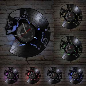 Musikschädel Kopfhörer Home Decor Vinyl Rekord Wanduhr DJ Rock Musik Schädel Walluhr Halloween Party Uhr Stille Bewegung