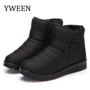 Stövlar Yween Factory Price Fashion Men Boots High Quality Antislip Ankle Snow Boots Shoes Män Varma päls Plush Hook Loop Winter Shoes