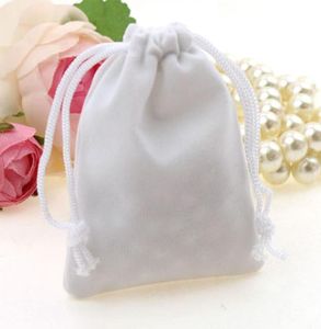 Sacchetti per sacchetti da cofano di velluto bianco borse per sacchetti per telefono affollati sacchetti per la cofana 77737310