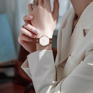 Нарученные часы Женщины смотрят творческий топ бренд Япония Кварце