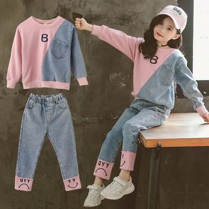 Bebek ve kızlar pamuk kontrast patchwork alfabe sweatshirtdenim pantolon egzersiz set okul çocukları eşofman kıyafeti 3-14 yıl 240407