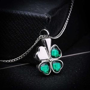 Pendanthalsband Fashion Lucky Clover Memorial Necklace Urn Vial Necklace For Ashes Cremation Jewelry Memory Alloy Chain 240410