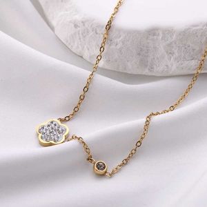 Pendant Necklaces 1pc/stainless steel clover flower zircon womens necklace/non-fading/waterproof jewelry 240410