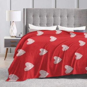 Filtar Happy Valentine Day Heart Red Soft Throw Filt Lightweight Warm Flannel Fleece For Couch Bed Soffa Travel Camping