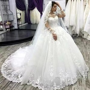 Elegant Long Shear Neck Lace Wedding Dresses With Sleeves A-Line Ivory Tulle Ball Gowns Sweep Train Covered Buttons Back Classy Bridal Gowns for Women