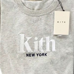 Kith Men's Designer T -Shirt - Vintage Style Übergroßes Training T -Shirt in US -Größe mit 100% Baumwollstoff 205 233
