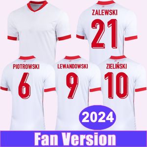 2024 Fãs da Polônia Mens camisas de futebol lewandowski Zielinski Swiderski Grosicki Frankowski Zalewski Piaatek Home Football Shirts