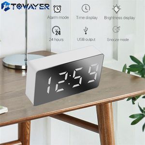 LED Ayna Tablo Saati Dijital Alarm Scuze Ekran Zaman Gecesi Işık Masaüstü USB USB Alarm Saat Ev Dekoru Hediyeleri Çocuklar için