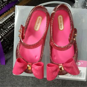 Mini DD Ultragirl Sparkle Yeni Yaz Bow Girl Jelly Shoes kızlar kaymaz sandaletler çocuklar plaj sandal toddle sh19100