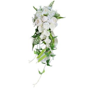 Mazzo da sposa mazzo a cascata a cascata artificiale calllily avorio bianco tenendo fiori decorazione della festa della chiesa aa220308280p