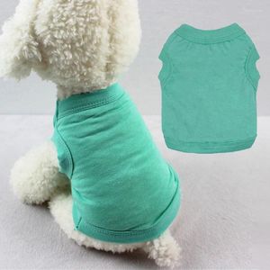 犬のアパレルブランクシャツTシャツ基本的なペットベスト服小さな中犬用の柔らかい通気性のあるノースリーブコスチューム猫