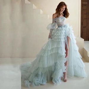 Party Dresses Light Green Evening Dress Strapless Sleeveless Tiered Organza Sequined Chapel Train High Split Graceful Women Gown Vestidos