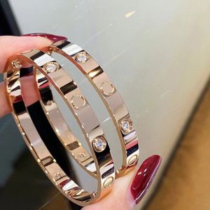 Cuciale a mano CHEACHETS 316L Acciaio inossidabile 18K Bracciale a vite a vite per cacciavite oro oro per uomo e donne Amanniversario GIF277V