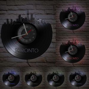 Toronto Skyline Wall Art Decor Home Clock Canada Cityscape Winyl Record Clock Canadian Gift Canada Travel Travel Zegar