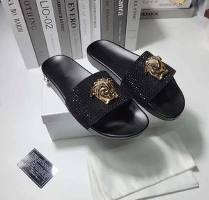 Palazzo slayt tasarımcı ayakkabı terlik kauçuk taban kaydırıcılar lüks kadın erkek adam sandal yaz plaj flip flop ayakkabı düz mirasçı sanale vintage toptan marka kristal